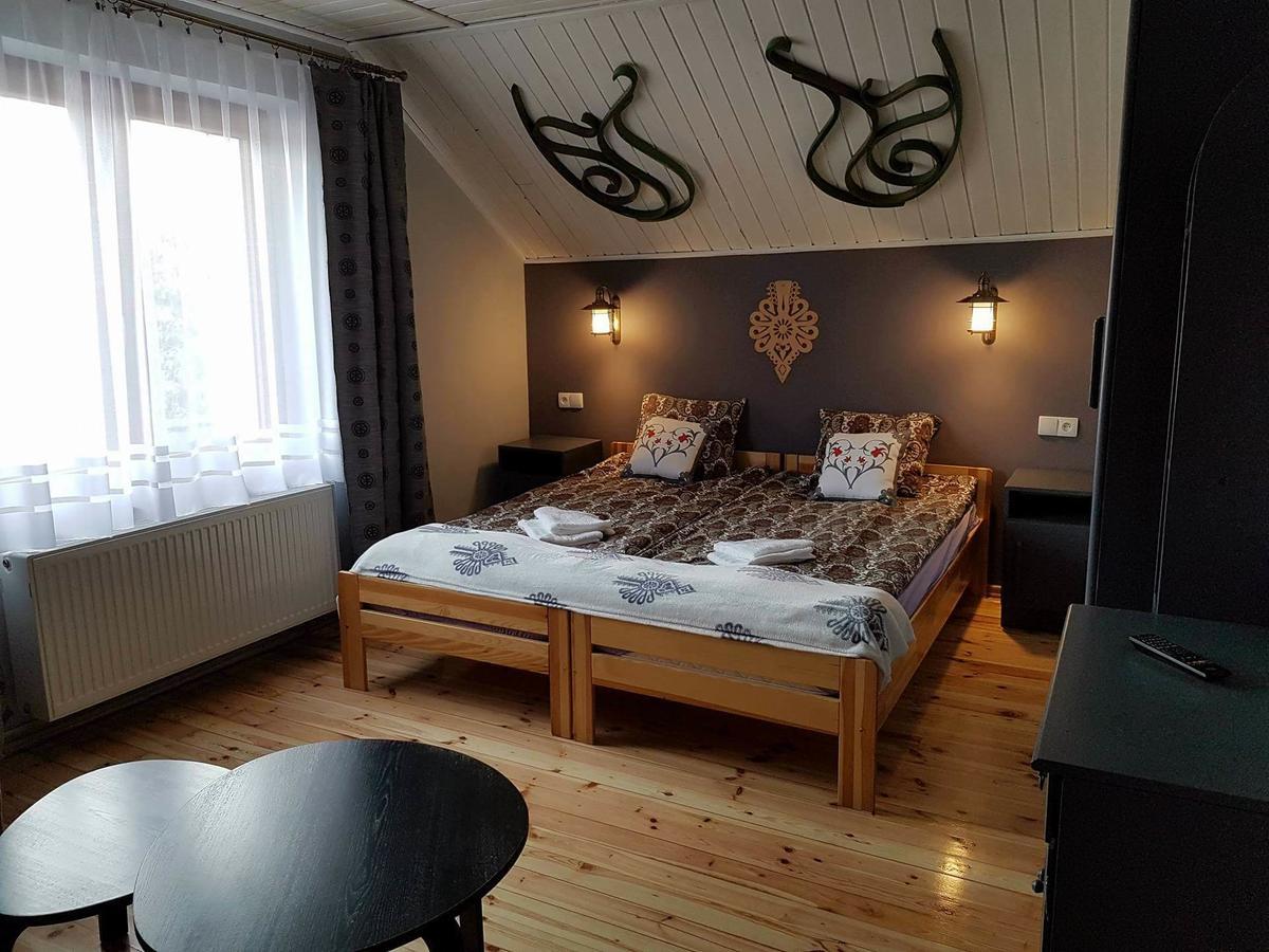 Koliba Nad Bialka Czarna Gora Bed & Breakfast エクステリア 写真